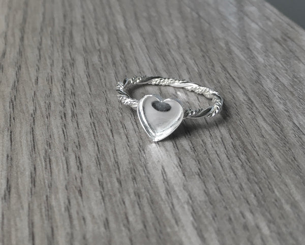 Triple twist heart ring blank
