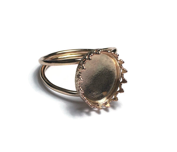 Gold ring mounting