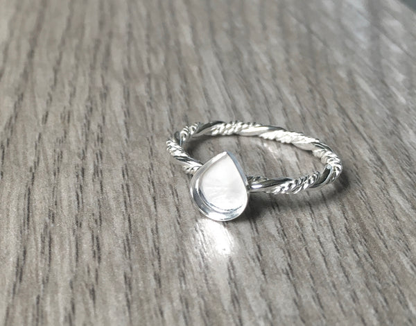 Pear ring blank twist