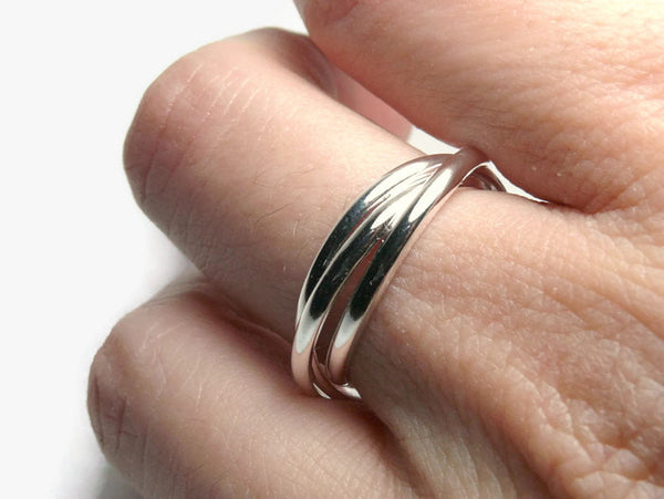 interlinked rolling rings