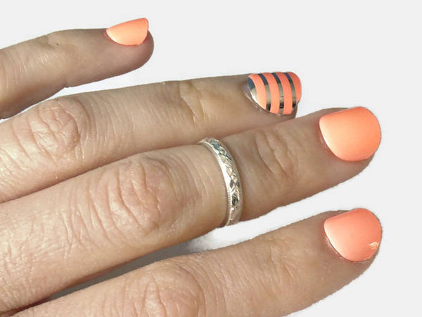 upper knuckle ring