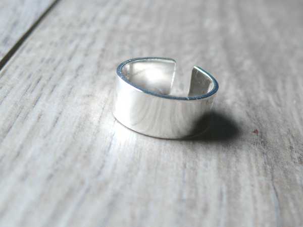 silver toe ring