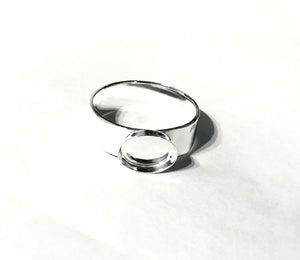Wide Band Horizontal Oval Bezel Cup Ring Blank | 8x10 mm, 12x10 mm, 14x10 mm, 12x16 mm, 18x13 mm