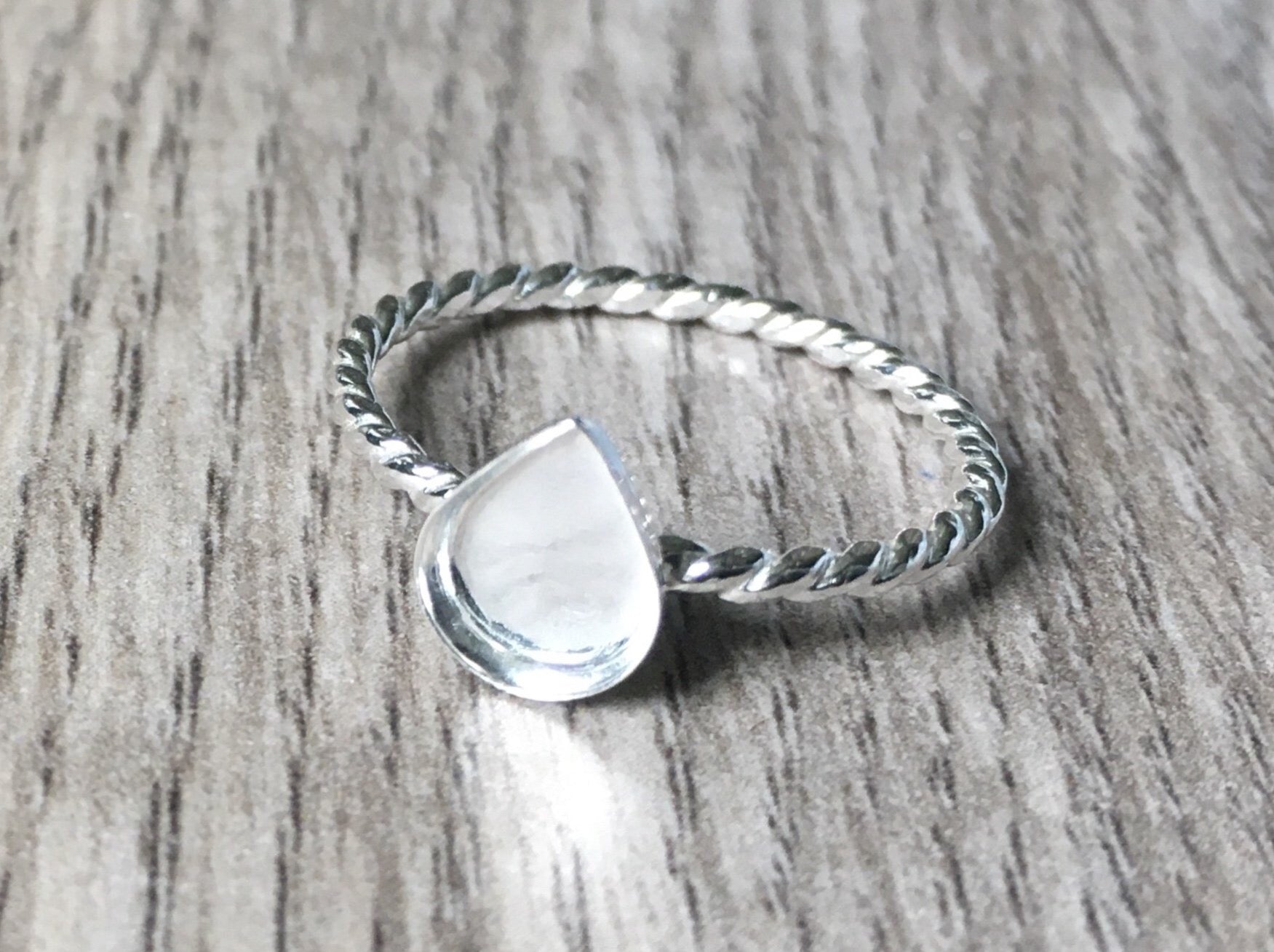 Teardrop ring blank