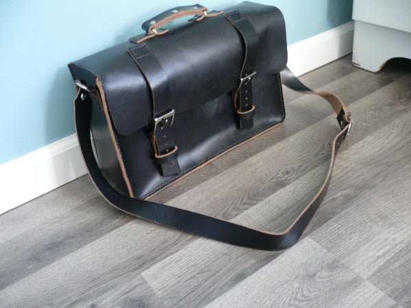 Horween Leather Bag, Messenger Bag, Leather Gift for Him, Handmade Handstitched Bag