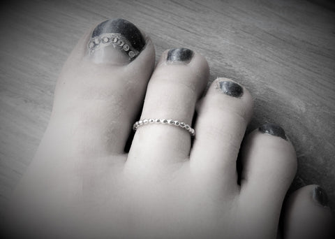 silver beaded toe ring