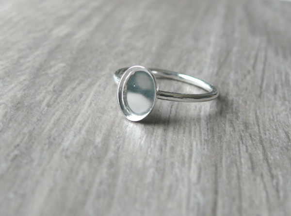 blank oval setting