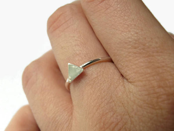 Sterling silver triangle ring • Geometric jewelry • Silver stacking ring • Handmade silver ring