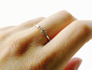 Silver on sale arrow ring