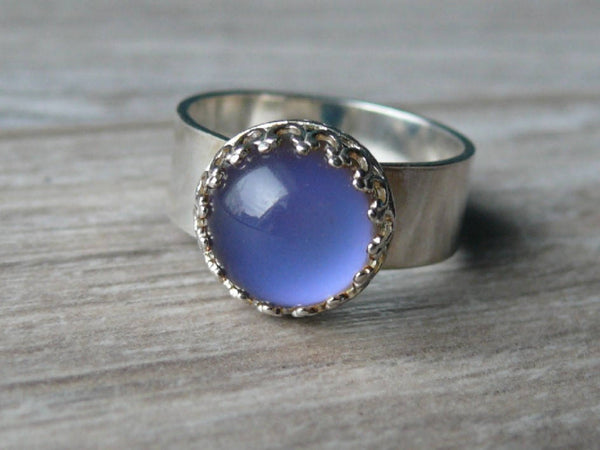 indigo mood ring with sterling silver crown setting