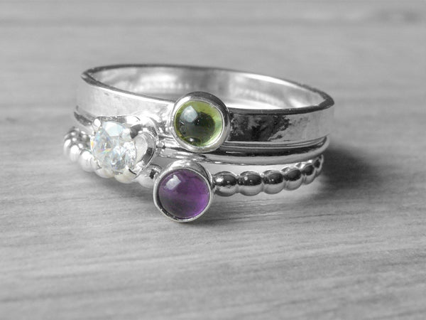 Peridot amethyst ring • Sterling silver stacking ring set • Sterling silver rings • Silver gemstone ring • Green and purple natural stones