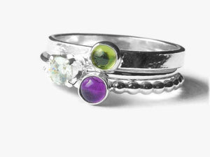 Peridot amethyst ring • Sterling silver stacking ring set • Sterling silver rings • Silver gemstone ring • Green and purple natural stones