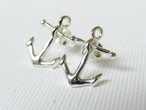 silver anchor studs