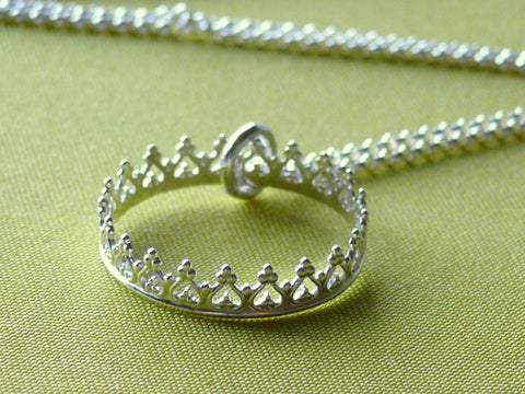 Silver crown necklace princess crown pendant necklace eternity circle necklace infinity necklace
