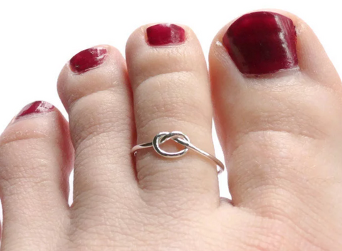 silver knot toe ring